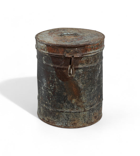 Vintage Iron Tanki Box